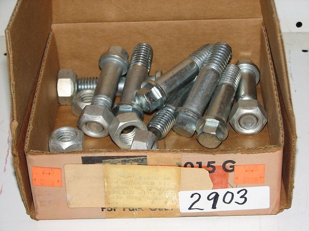 1 Box (Of 8 Bolts & Nuggets) Gear Coupling Fastener Set  Type 1030- 729200   New